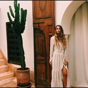 White Long-Sleeved Maxi